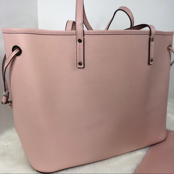 Michael Kors Jet Set travel Large tote wristlet. - Picture 3 of 6